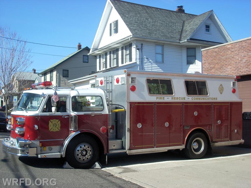 Rescue 903 - 1981 American LaFrance / Saulsbury